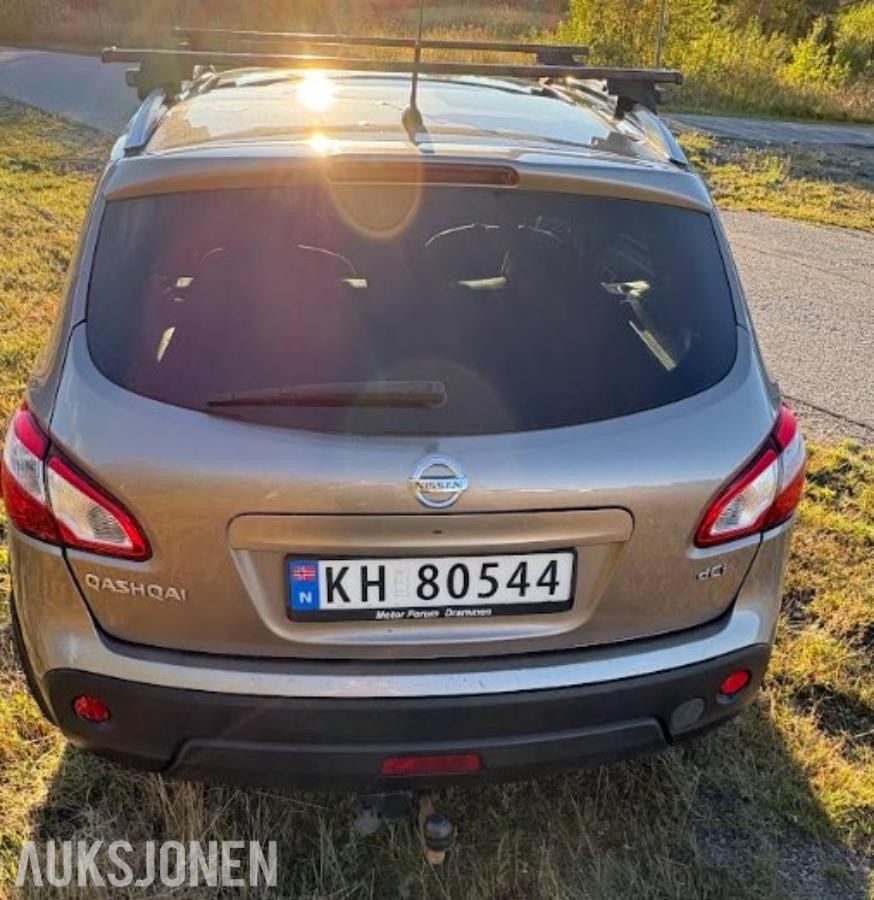 2011 Nissan Qashqai 1.6 131hk Diesel 4x4 Manuell Tekna Hengerfeste Ryggekamera
